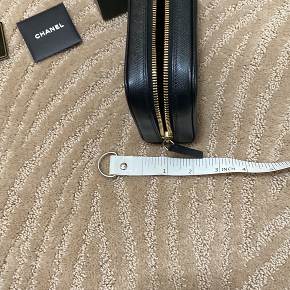 Authentic Chanel clutch or toiletry bag - Picture 11 of 11